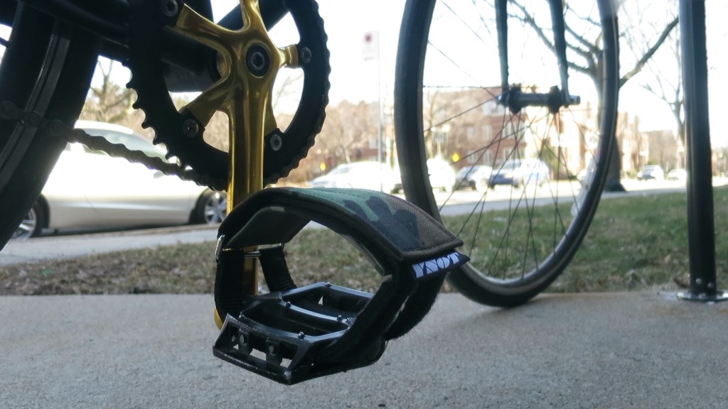 Comment installer des sangles à&nbsp;pédales