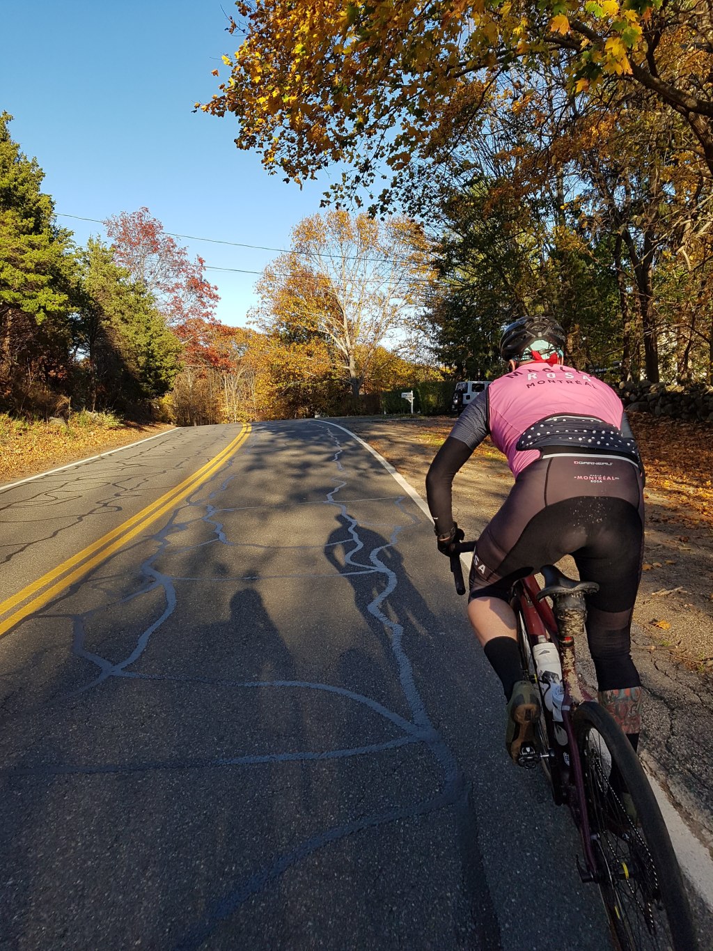 Sur deux roues et Parlee