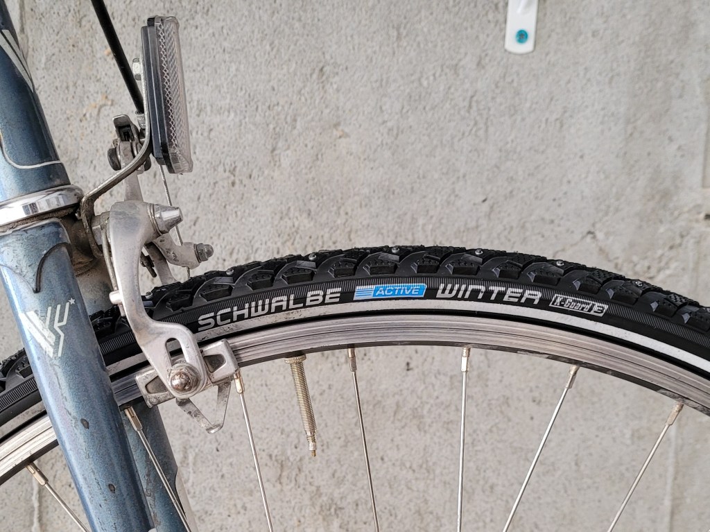 Pneu à clous Schwalbe Winter