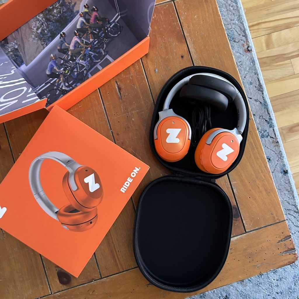 Zwift × RIPT Ultra : un casque d’écoute pensé pour&nbsp;Zwifter